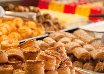 HomeQuarter Coffeehouse &amp; Bakery